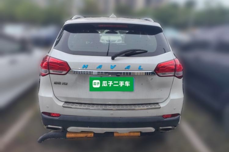 Used Haval H2 2018 Chuanxiang Edition Blue Badge 1.5T Dual-Clutch Two-Wheel Drive Fashionable Model Rear