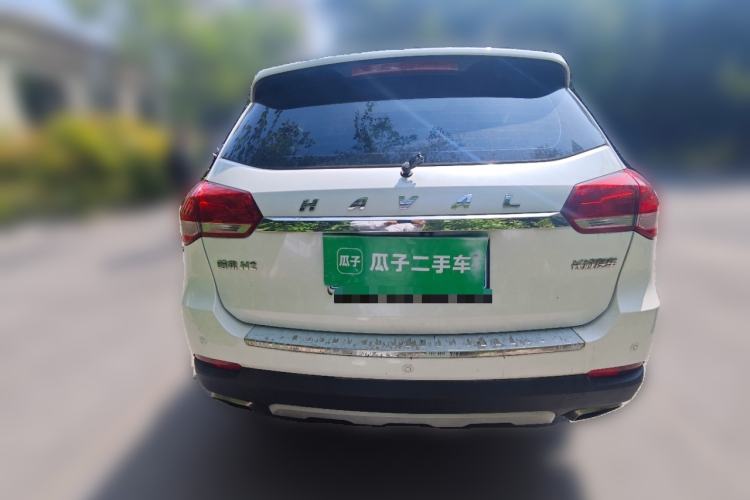Used Haval H2 2018 Chuanxiang Edition 1.5T Manual Two-Wheel Drive Fashion Model China V Standard Rear