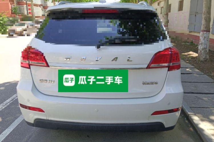 Used Haval H2 2018 Chuanxiang Edition 1.5T Manual Two-Wheel Drive Fashion Model China V Standard Rear