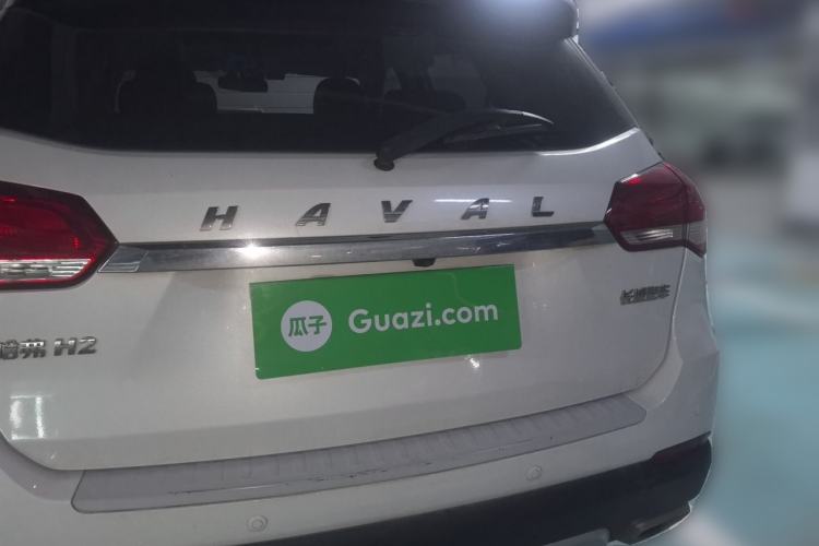 Used Haval H2 2018 Blue Label 1.5T Dual-Clutch Two-Wheel-Drive Elite Model Rear
