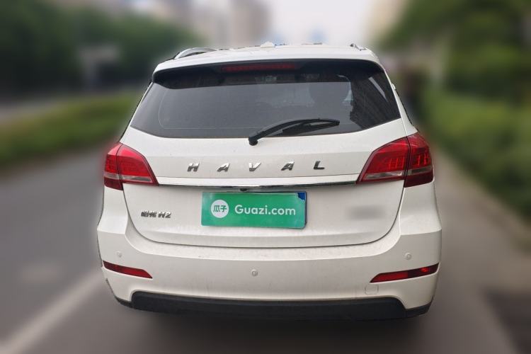 Used Haval H2 2018 Chuanxiang Edition Red Badge 1.5T Dual-Clutch Two-Wheel Drive Fashionable Model Rear