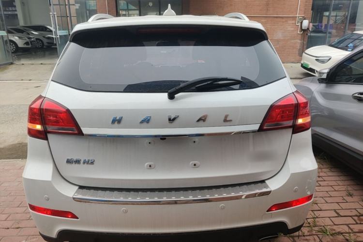 Used Haval H2 2018 Red-Label 1.5T Dual-Clutch Two-Wheel-Drive Elite Model Rear