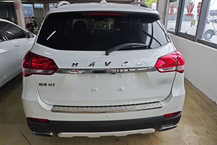 Used Haval H2 2018 1.5T Dual-Clutch Two-Wheel Drive Fashion Model China VI Standard Rear