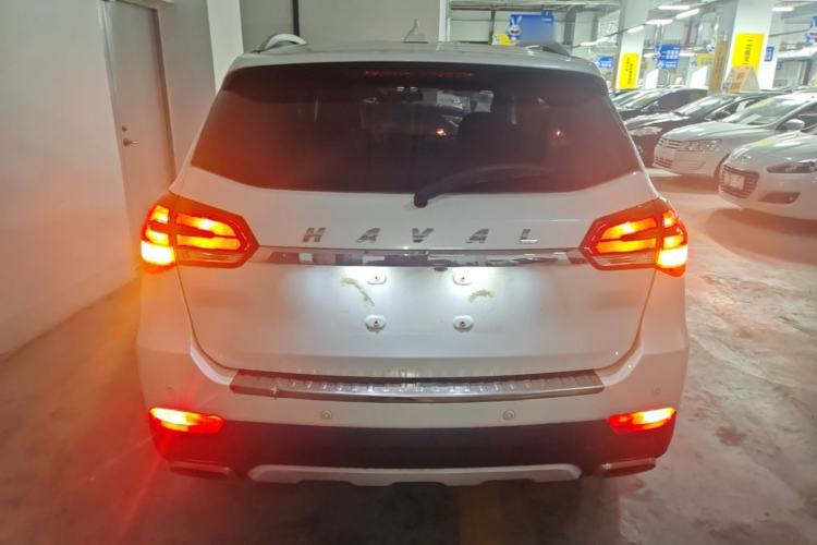 Used Haval H2 2018 Blue Label 1.5T Dual-Clutch Two-Wheel-Drive Elite Model Rear
