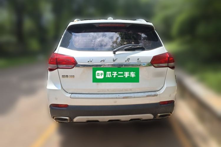 Used Haval H2 2018 Chuanxiang Edition Blue Badge 1.5T Manual Two-Wheel Drive Fashionable Model Rear