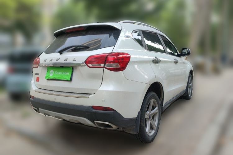 Used Haval H2 2018 Chuanxiang Edition Blue Badge 1.5T Manual Two-Wheel Drive Fashionable Model Rear Right 45 Deg