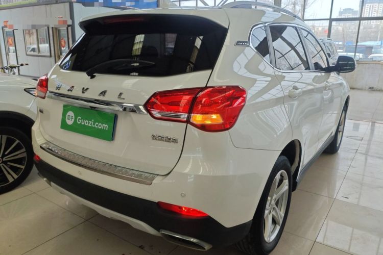 Used Haval H2 2018 1.5T Manual Two-Wheel Drive Luxury Model China VI Standard Rear Right 45 Deg