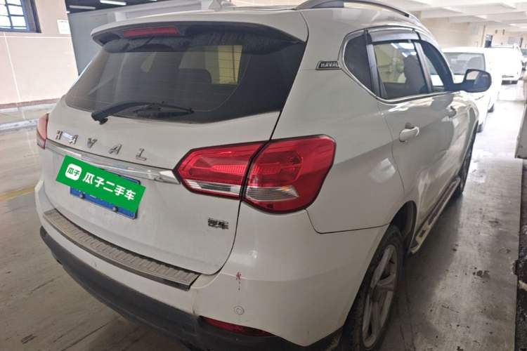 Used Haval H2 2018 Chuanxiang Edition Blue Badge 1.5T Manual Two-Wheel Drive Fashionable Model Rear Right 45 Deg