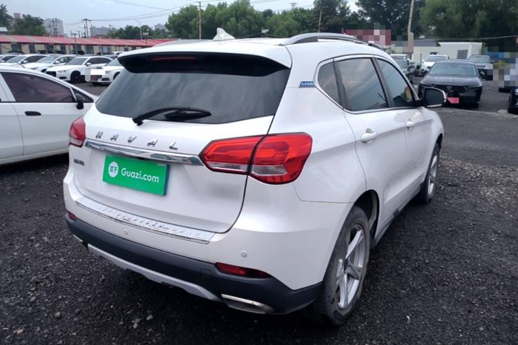 Used Haval H2 2018 Chuanxiang Edition Blue Badge 1.5T Dual-Clutch Two-Wheel Drive Fashionable Model Rear Right 45 Deg