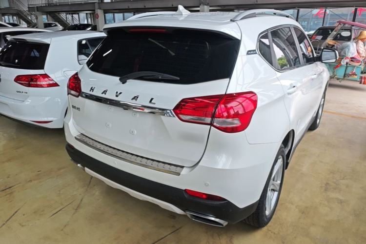 Used Haval H2 2018 1.5T Dual-Clutch Two-Wheel Drive Fashion Model China VI Standard Rear Right 45 Deg