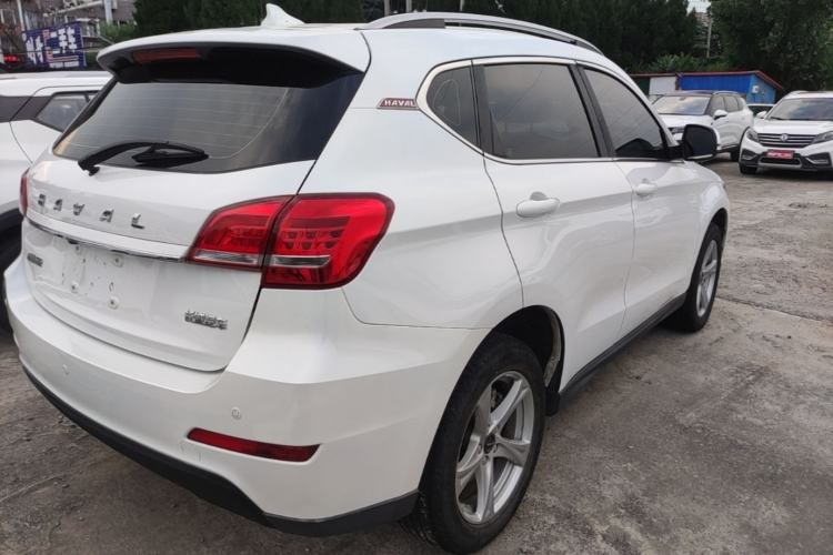 Used Haval H2 2018 Chuanxiang Edition Red Badge 1.5T Dual-Clutch Two-Wheel Drive Fashionable Model Rear Right 45 Deg