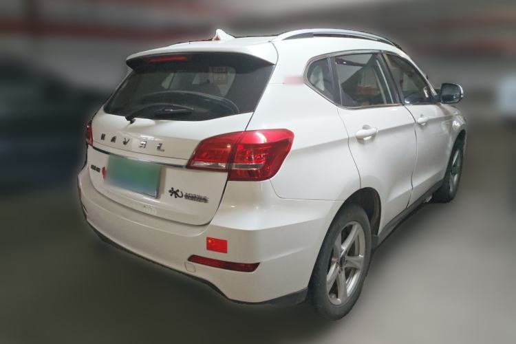 Used Haval H2 2018 Chuanxiang Edition Red Badge 1.5T Manual Two-Wheel Drive Fashionable Model Rear Right 45 Deg