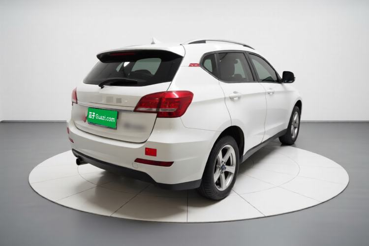 Used Haval H2 2018 Chuanxiang Edition Red Badge 1.5T Manual Two-Wheel Drive Fashionable Model Rear Right 45 Deg