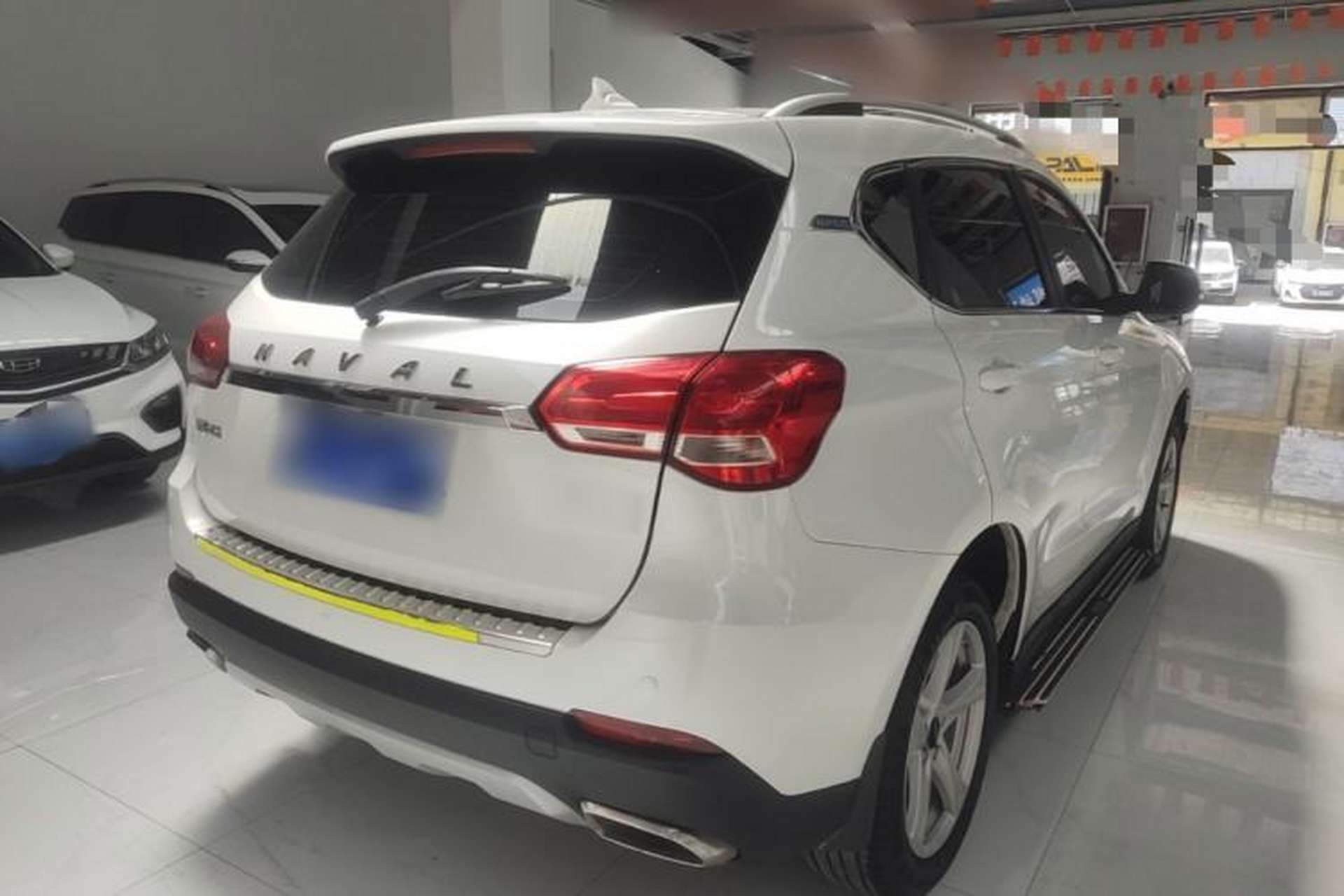 Used Haval H2 2018 Chuanxiang Edition Blue Badge 1.5T Manual Two-Wheel Drive Fashionable Model Rear Right 45 Deg