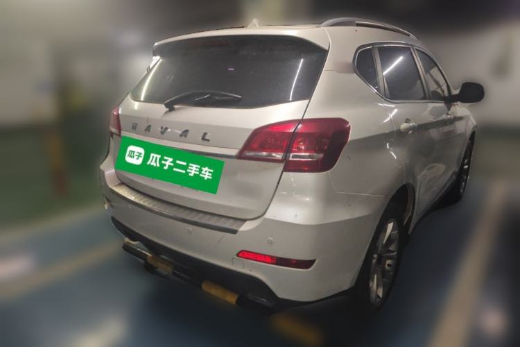 Used Haval H2 2018 Red-Label 1.5T Manual Two-Wheel Drive Elite Model Rear Right 45 Deg