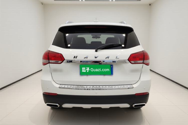 Used Haval H2 2018 Chuanxiang Edition Blue Badge 1.5T Dual-Clutch Two-Wheel Drive Fashionable Model Rear