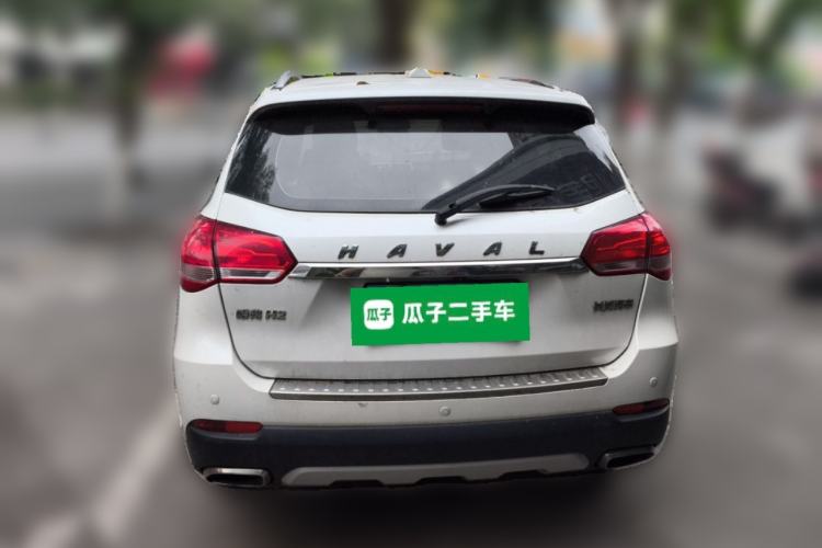 Used Haval H2 2018 Chuanxiang Edition 1.5T Manual Two-Wheel Drive Fashion Model China V Standard Rear