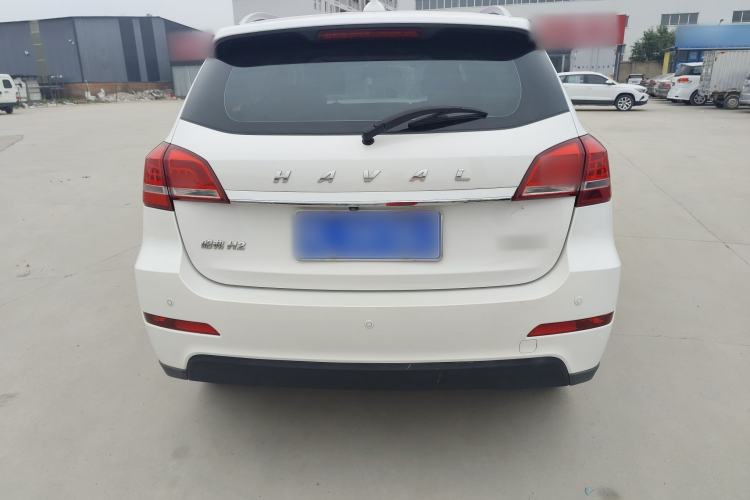 Used Haval H2 2018 Chuanxiang Edition Red Badge 1.5T Dual-Clutch Two-Wheel Drive Fashionable Model Rear