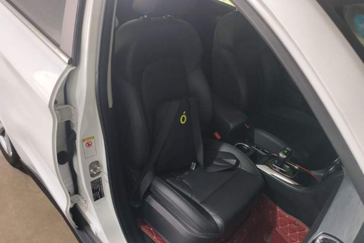 Used Haval H2 2018 Chuanxiang Edition Blue Badge 1.5T Dual-Clutch Two-Wheel Drive ZhiShang Model Right Front Seat