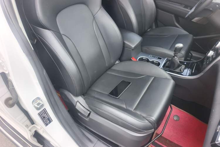 Used Haval H2 2018 Red-Label 1.5T Manual Two-Wheel Drive Elite Model Right Front Seat