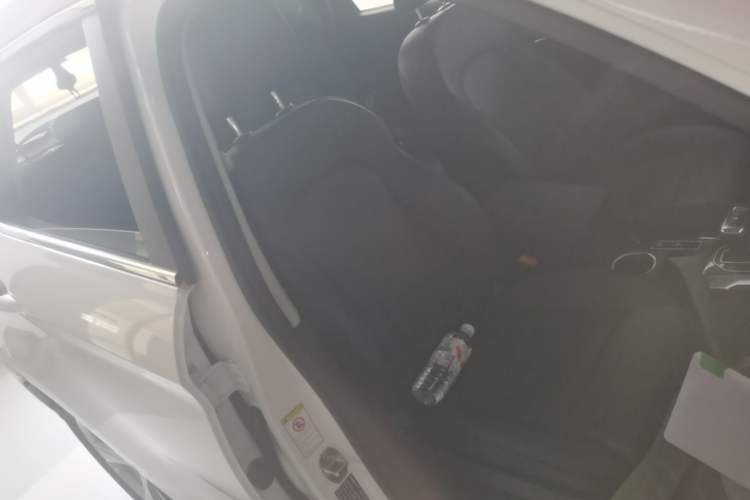 Used Haval H2 2018 1.5T Dual-Clutch Two-Wheel Drive Fashion Model China VI Standard Right Front Seat