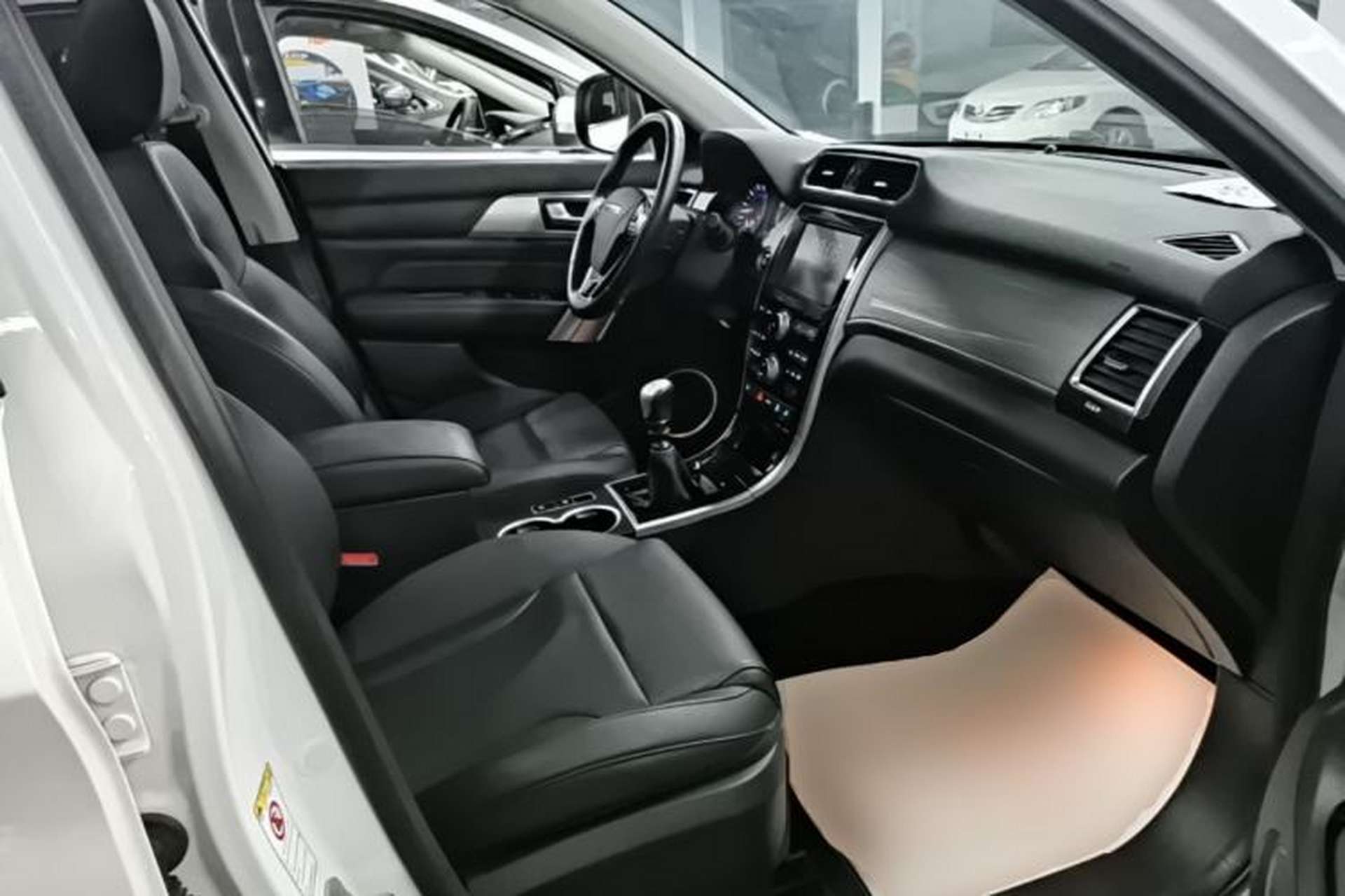 Used Haval H2 2018 Red-Label 1.5T Manual Two-Wheel Drive Luxury Model Right Front Seat