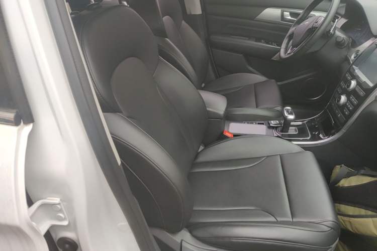 Used Haval H2 2018 Red-Label 1.5T Dual-Clutch Two-Wheel-Drive Elite Model Right Front Seat