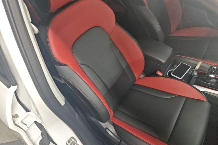 Used Haval H2 2018 Blue-Label 1.5T Dual-Clutch Two-Wheel-Drive Luxury Model Right Front Seat
