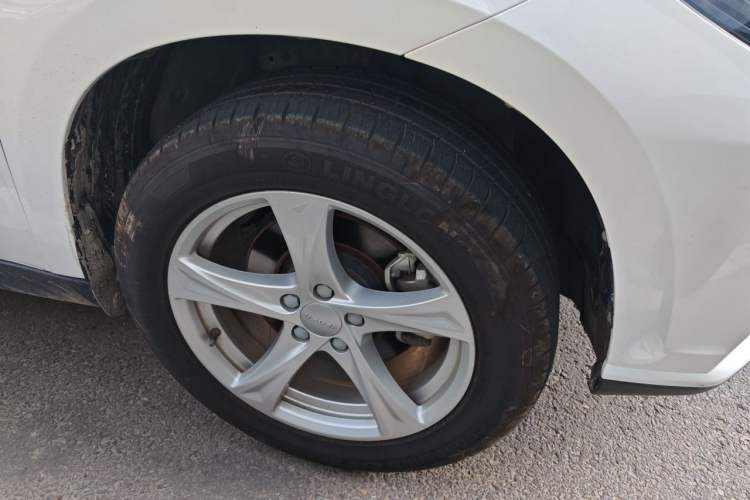 Used Haval H2 2018 1.5T Manual Two-Wheel Drive Luxury Model China VI Standard Right Front Wheel Hub