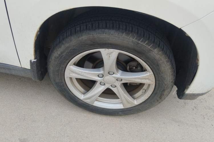 Used Haval H2 2018 1.5T Dual-Clutch Two-Wheel Drive Fashion Model China VI Standard Right Front Wheel Hub