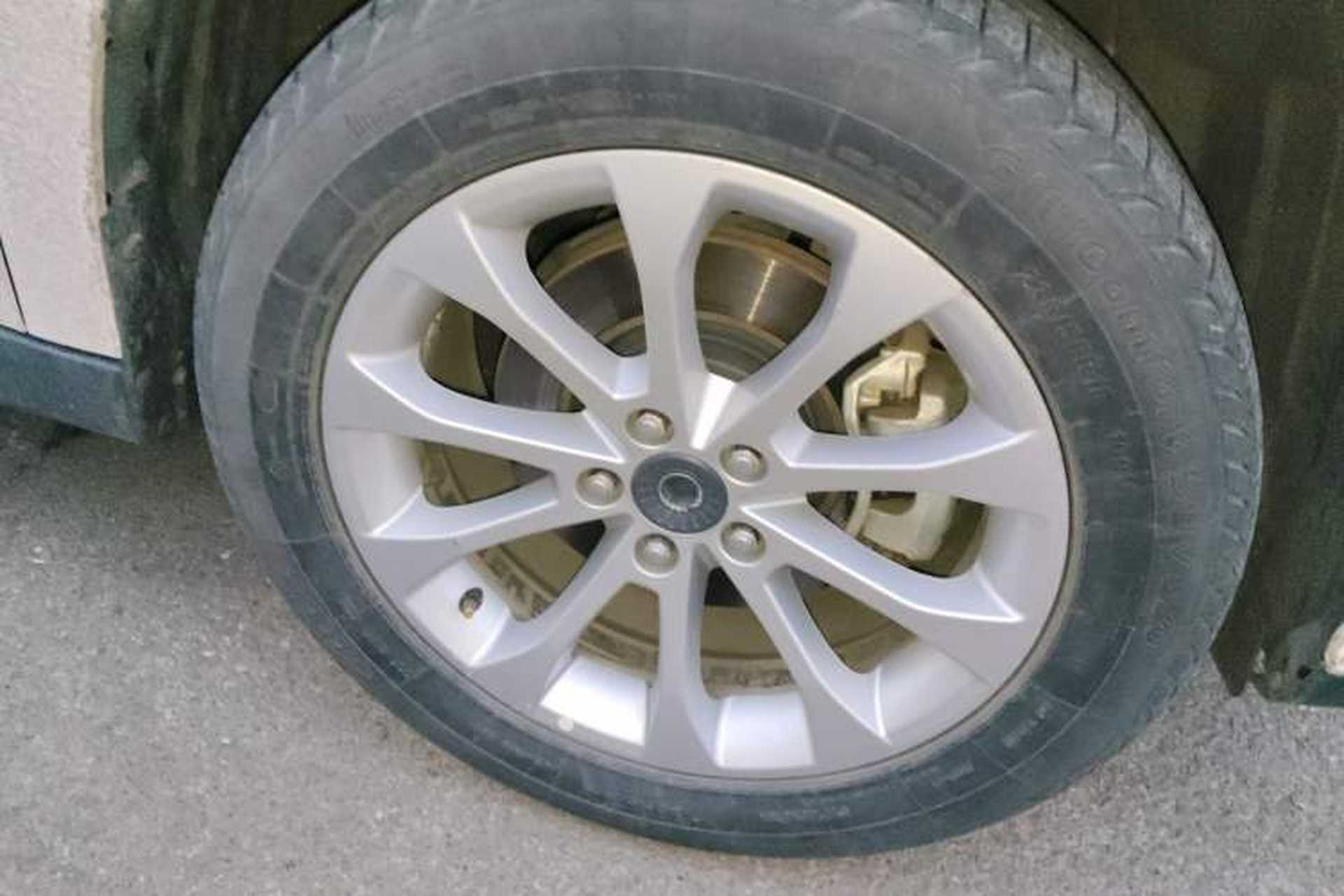 Used Haval H2 2018 Red-Label 1.5T Dual-Clutch Two-Wheel-Drive Luxury Model Right Front Wheel Hub
