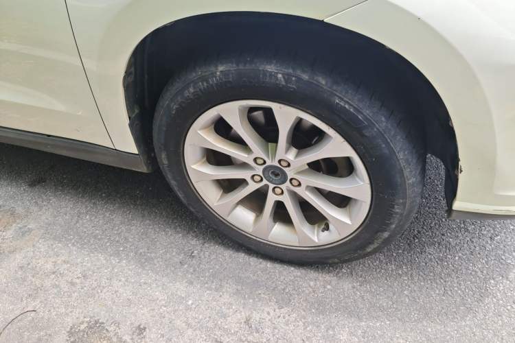 Used Haval H2 2018 Red-Label 1.5T Manual Two-Wheel Drive Luxury Model Right Front Wheel Hub