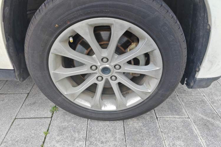 Used Haval H2 2018 Blue-Label 1.5T Dual-Clutch Two-Wheel-Drive Luxury Model Right Front Wheel Hub
