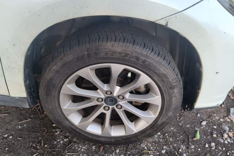 Used Haval H2 2018 Red-Label 1.5T Manual Two-Wheel Drive Elite Model Right Front Wheel Hub