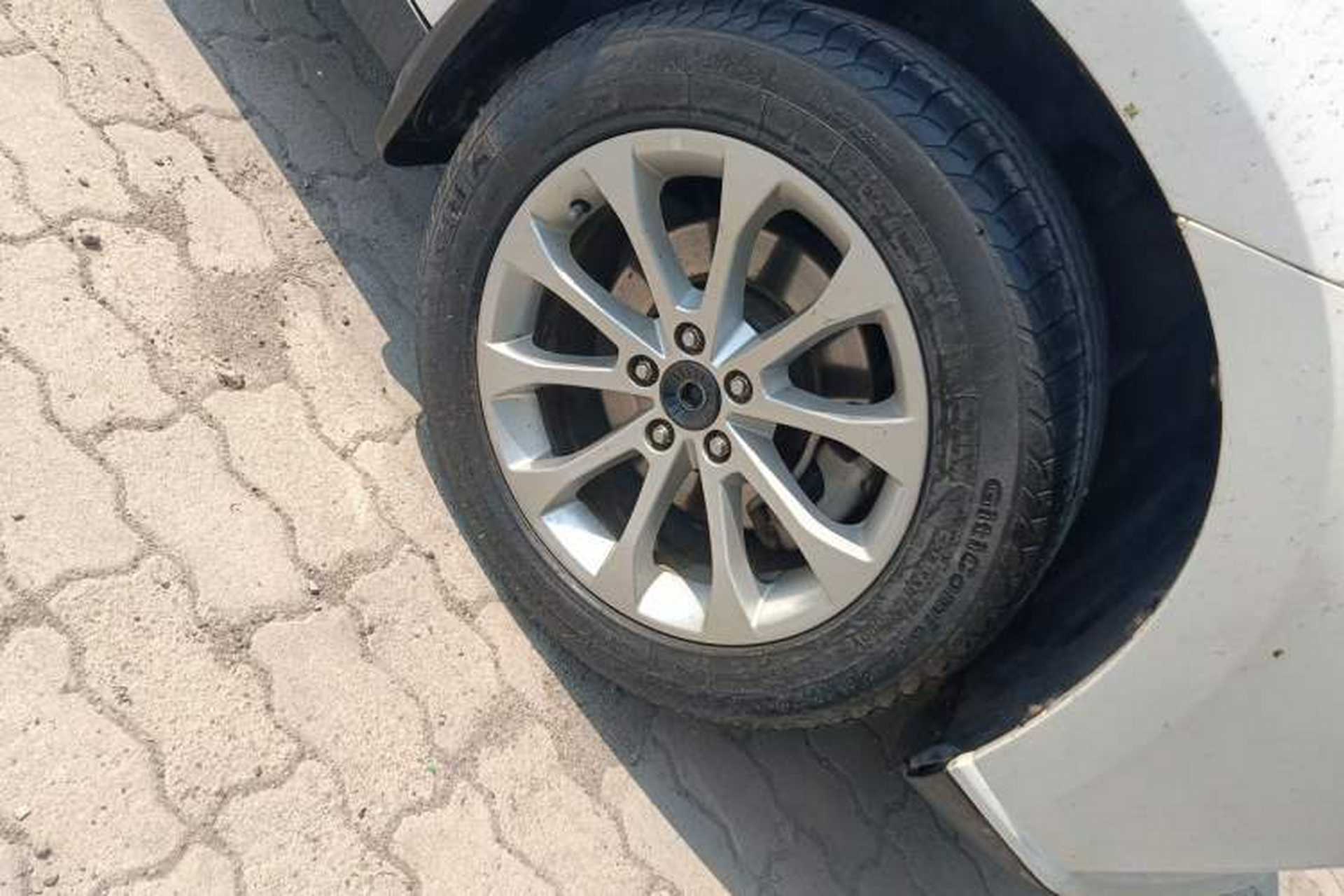 Used Haval H2 2018 Red-Label 1.5T Manual Two-Wheel Drive Elite Model Right Front Wheel Hub