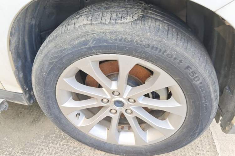 Used Haval H2 2018 Blue-Label 1.5T Dual-Clutch Two-Wheel-Drive Luxury Model Right Front Wheel Hub