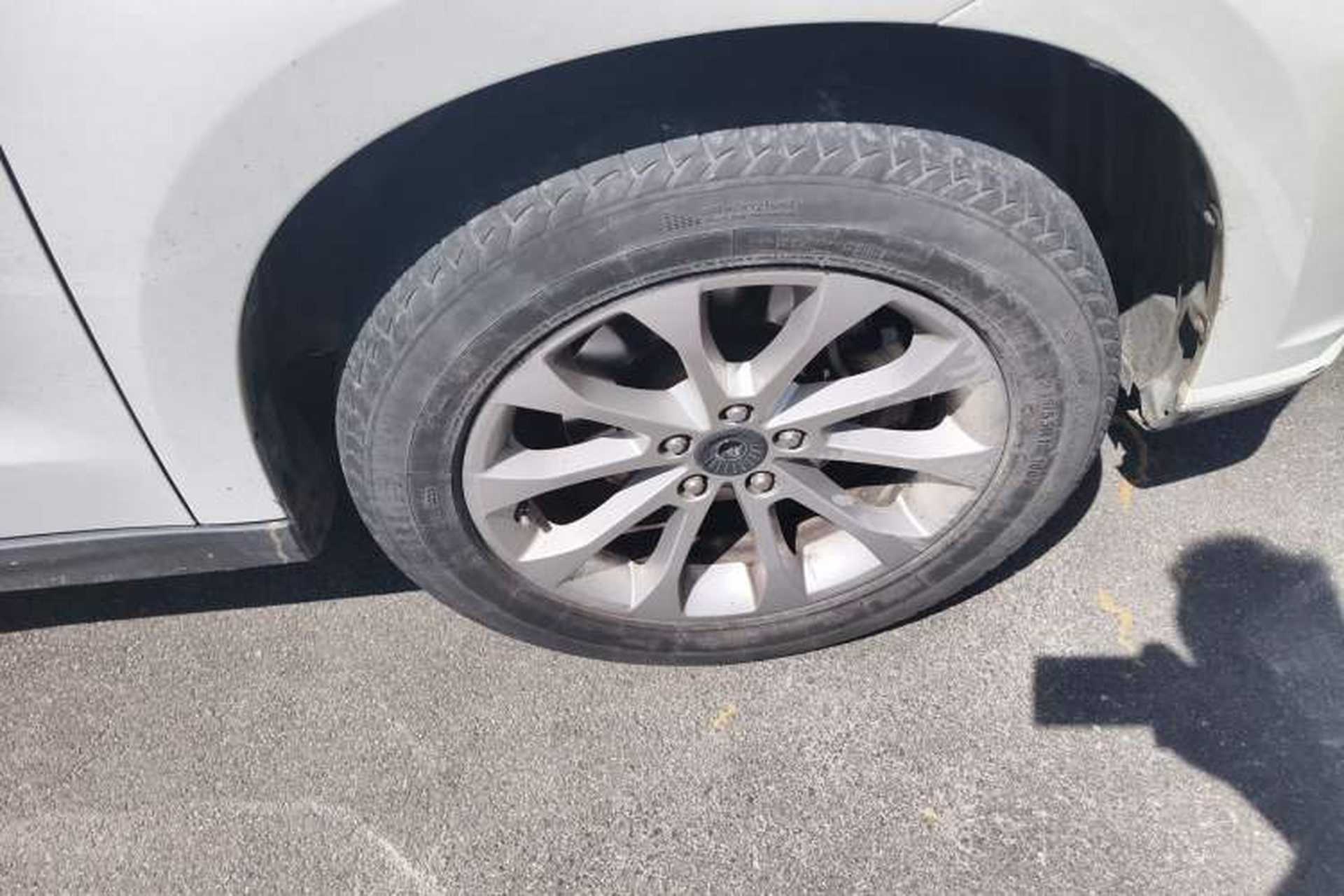 Used Haval H2 2018 Red-Label 1.5T Dual-Clutch Two-Wheel-Drive Luxury Model Right Front Wheel Hub