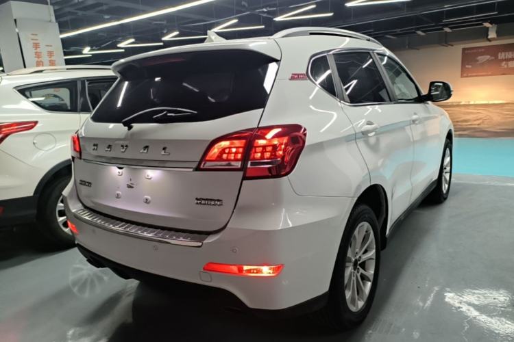 Used Haval H2 2018 Red-Label 1.5T Manual Two-Wheel Drive Luxury Model Right Rear Taillight