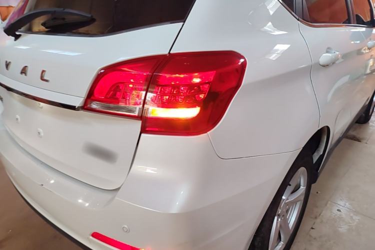 Used Haval H2 2018 1.5T Dual-Clutch Two-Wheel Drive Fashion Model China VI Standard Right Rear Taillight