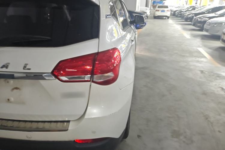 Used Haval H2 2018 Blue Label 1.5T Dual-Clutch Two-Wheel-Drive Elite Model Right Rear Taillight