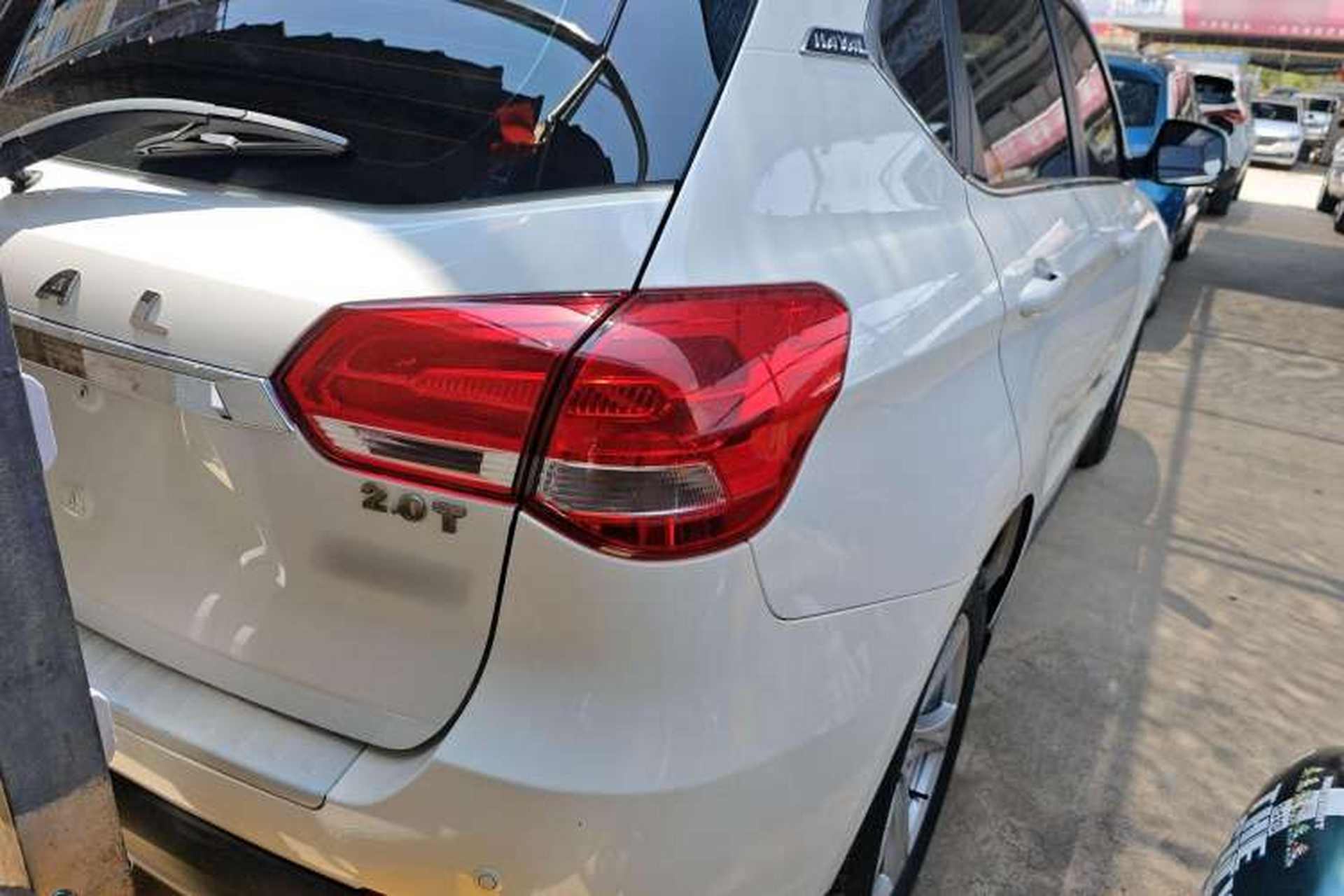 Used Haval H2 2018 1.5T Manual Two-Wheel Drive Luxury Model China VI Standard Right Rear Taillight