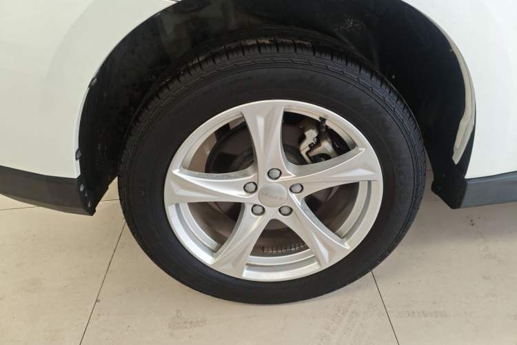 Used Haval H2 2018 1.5T Manual Two-Wheel Drive Luxury Model China VI Standard Right Rear Wheel Hub