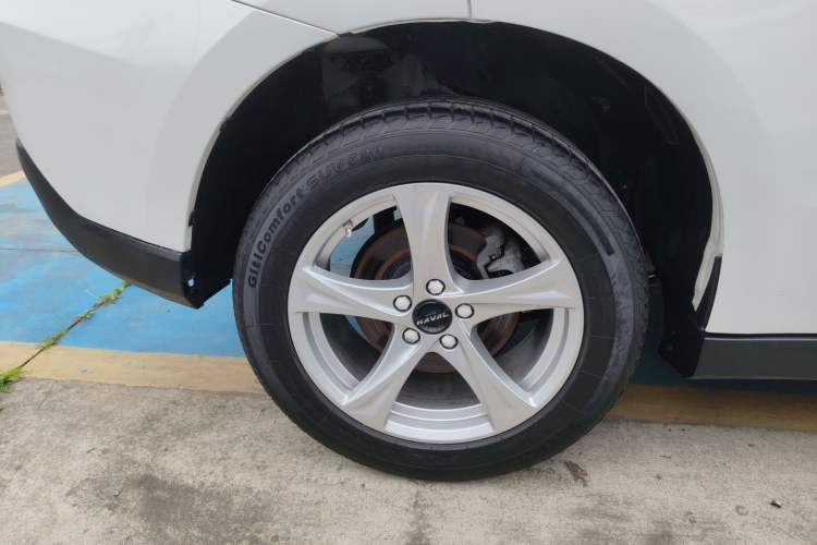 Used Haval H2 2018 Chuanxiang Edition Blue Badge 1.5T Dual-Clutch Two-Wheel Drive Fashionable Model Right Rear Wheel Hub