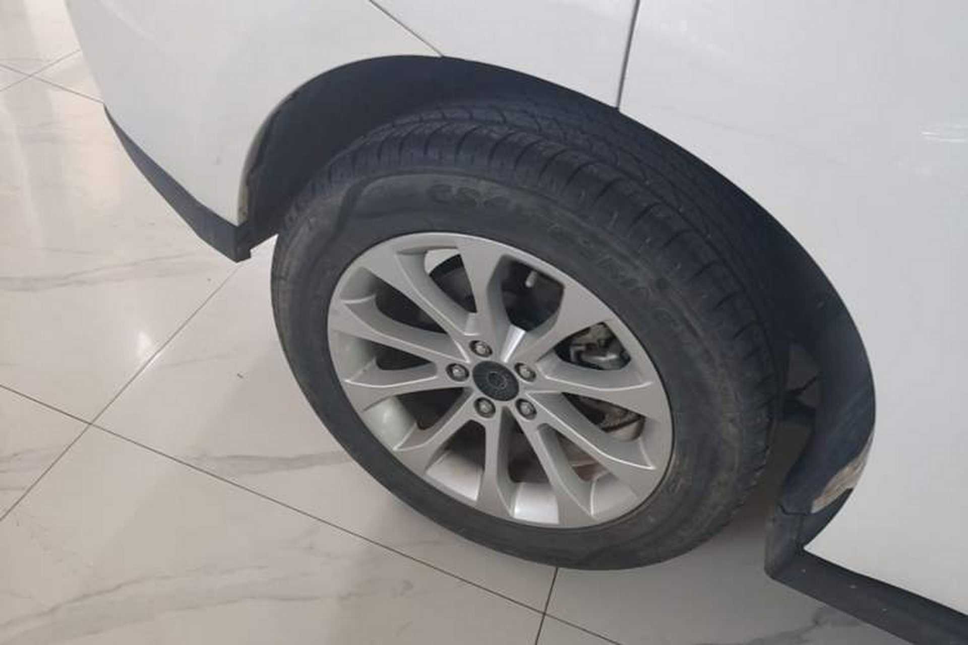 Used Haval H2 2018 Red-Label 1.5T Dual-Clutch Two-Wheel-Drive Elite Model Right Rear Wheel Hub