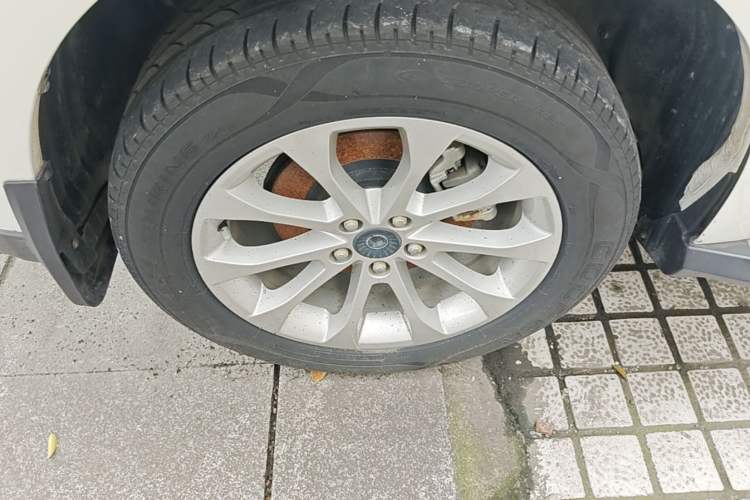 Used Haval H2 2018 Red-Label 1.5T Dual-Clutch Two-Wheel-Drive Elite Model Right Rear Wheel Hub