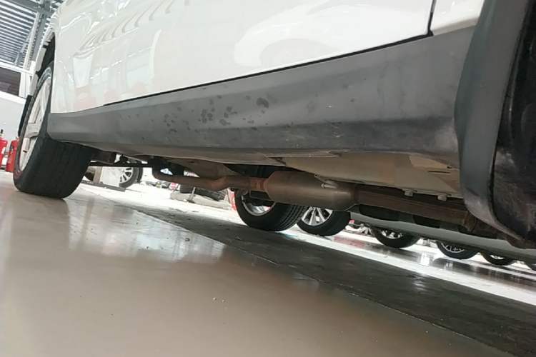 Used Haval H2 2018 1.5T Dual-Clutch Two-Wheel Drive Fashion Model China VI Standard Right Side Sill