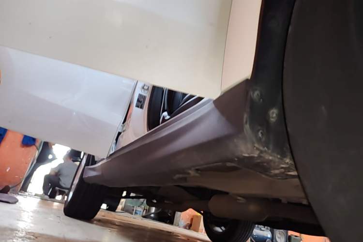 Used Haval H2 2018 1.5T Dual-Clutch Two-Wheel Drive Fashion Model China VI Standard Right Side Sill