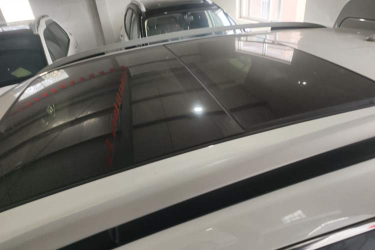 Used Haval H2 2018 Chuanxiang Edition Blue Badge 1.5T Dual-Clutch Two-Wheel Drive ZhiShang Model Roof