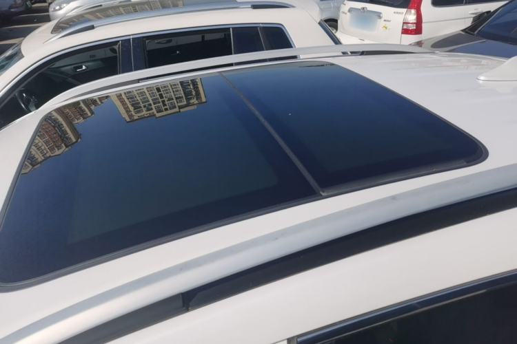 Used Haval H2 2018 Chuanxiang Edition Blue Badge 1.5T Manual Two-Wheel Drive Fashionable Model Roof