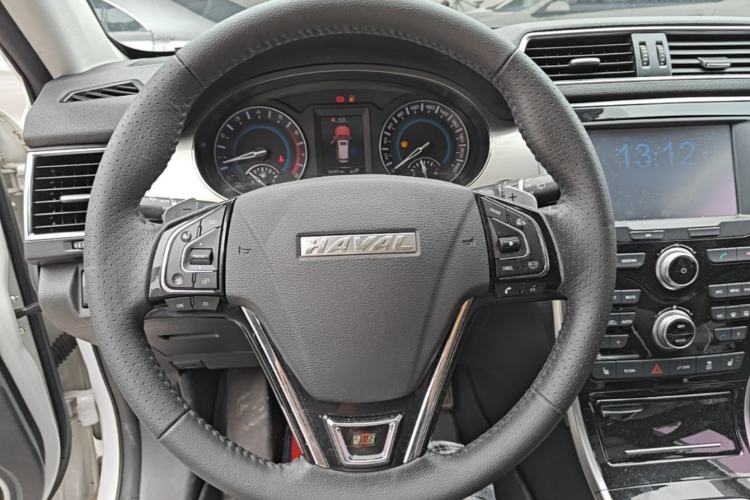 Used Haval H2 2018 Red-Label 1.5T Dual-Clutch Two-Wheel-Drive Luxury Model Steering Wheel